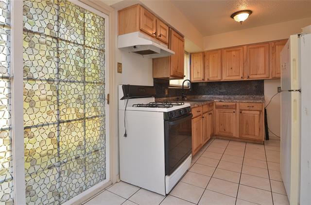 Building Photo - 4524 Sherwood Dr