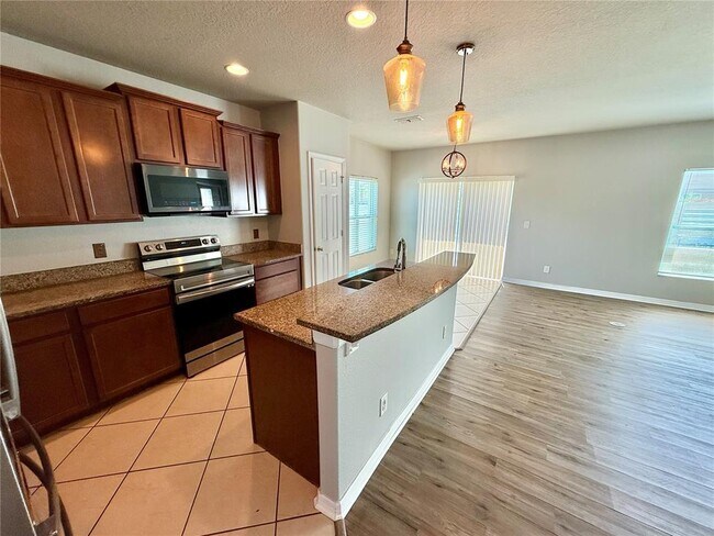 Building Photo - 4714 Greycliff Prairie Dr