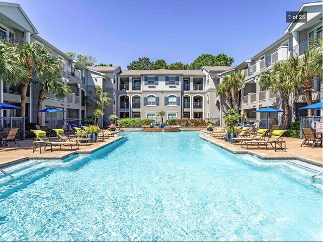 Building Photo - 7500 Kirby Dr