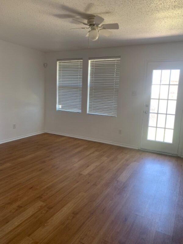 Building Photo - 6212 Thoroughbred Trail