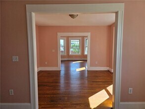 Building Photo - 27 Longfellow Terrace