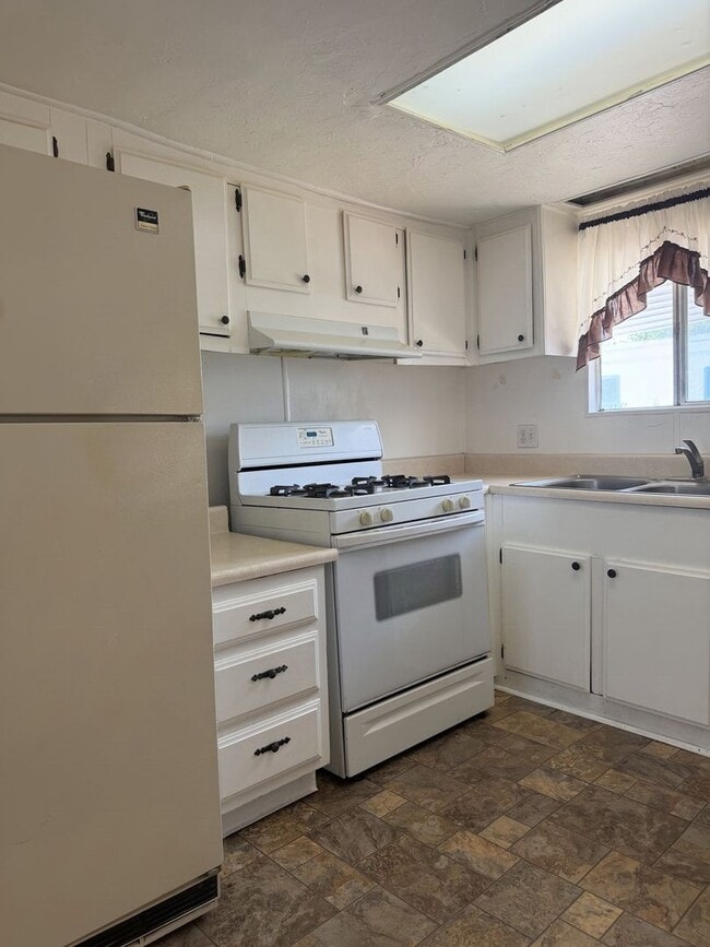 Building Photo - 4117 N Gregorio Cir