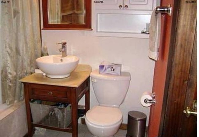 Building Photo - 1603 S 100th St