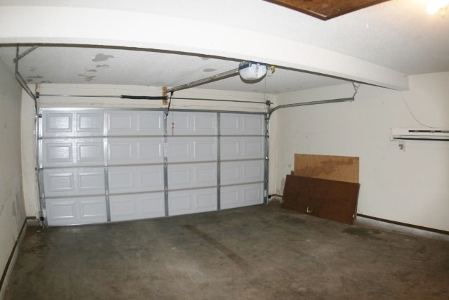 Building Photo - Spacious Newly Remodeled 3 Bed! Sandia Sch...