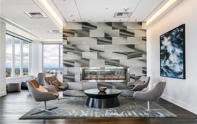 Building Photo - Luma Condominiums ~ First Hill/Capitol Hill