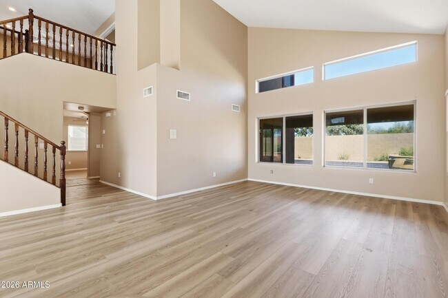 Building Photo - 3118 S 95th Ln