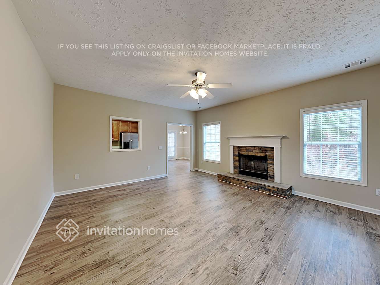 Building Photo - 633 Country Grove Ln NE