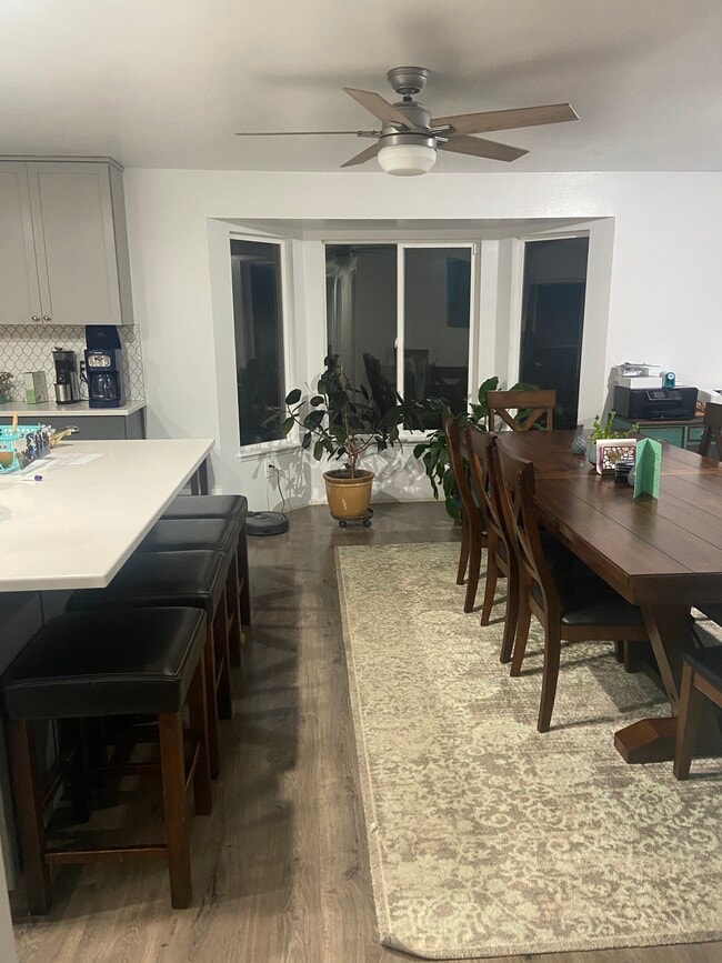 Kitchen/dining - 11904 29th St NE