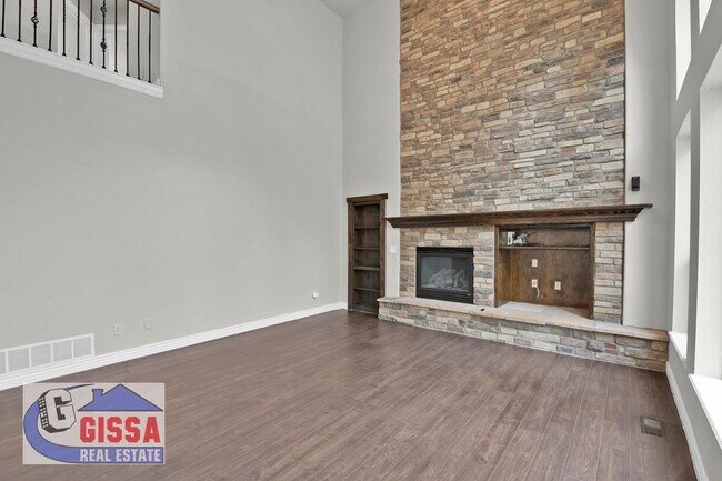 Building Photo - 1043 Longspur Ln