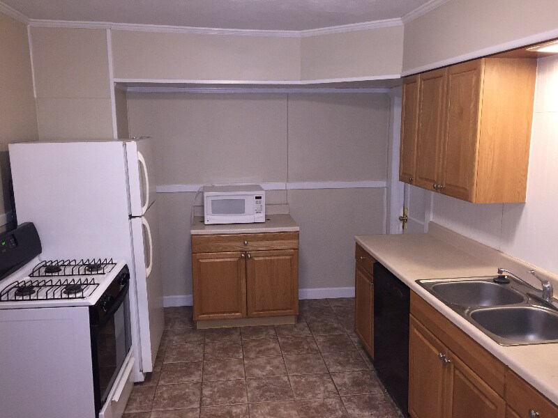 Building Photo - 4074 Skiff St