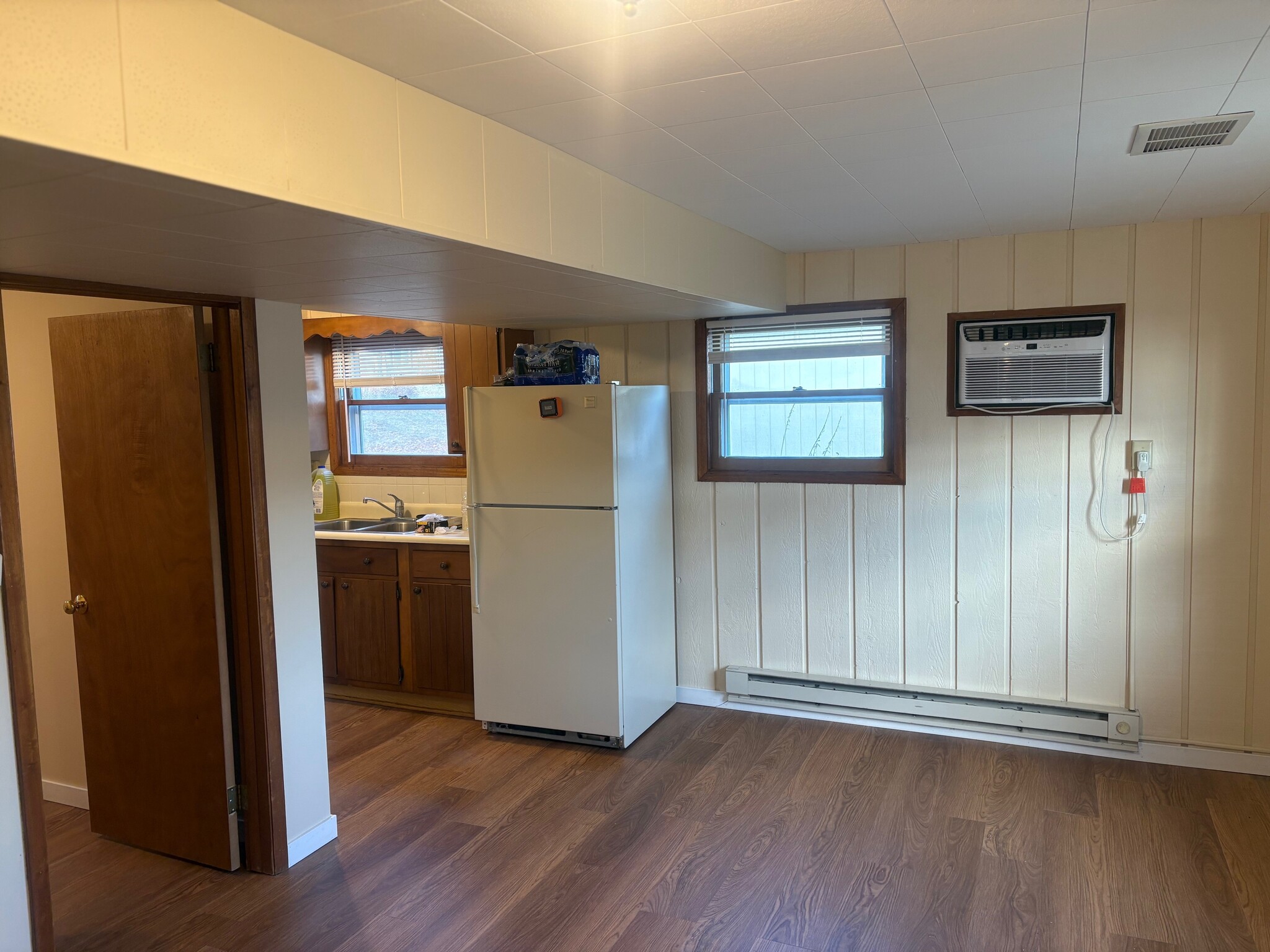 Building Photo - 6396 Nesbitt Rd