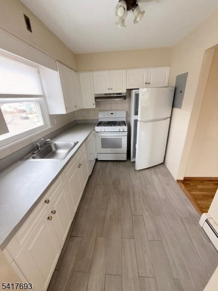 Building Photo - 293 Adriana St