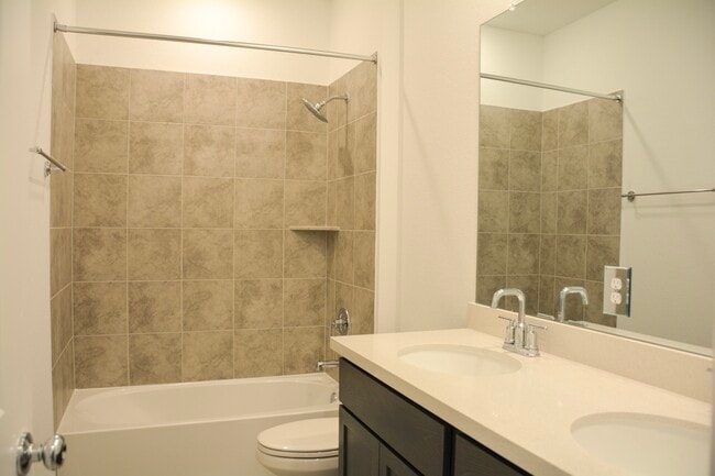 Building Photo - 18226 Norwood Groves Dr