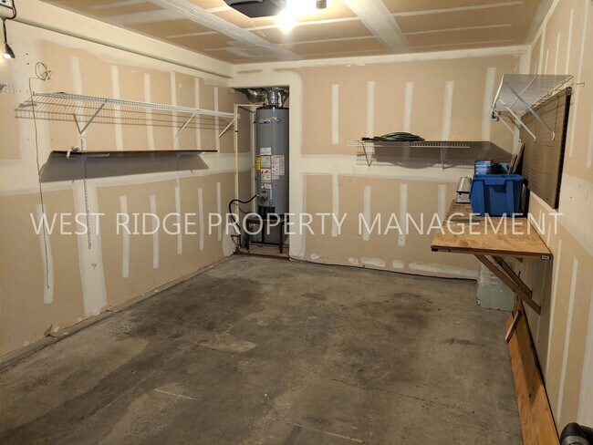 Building Photo - 519 SW 207th Ave