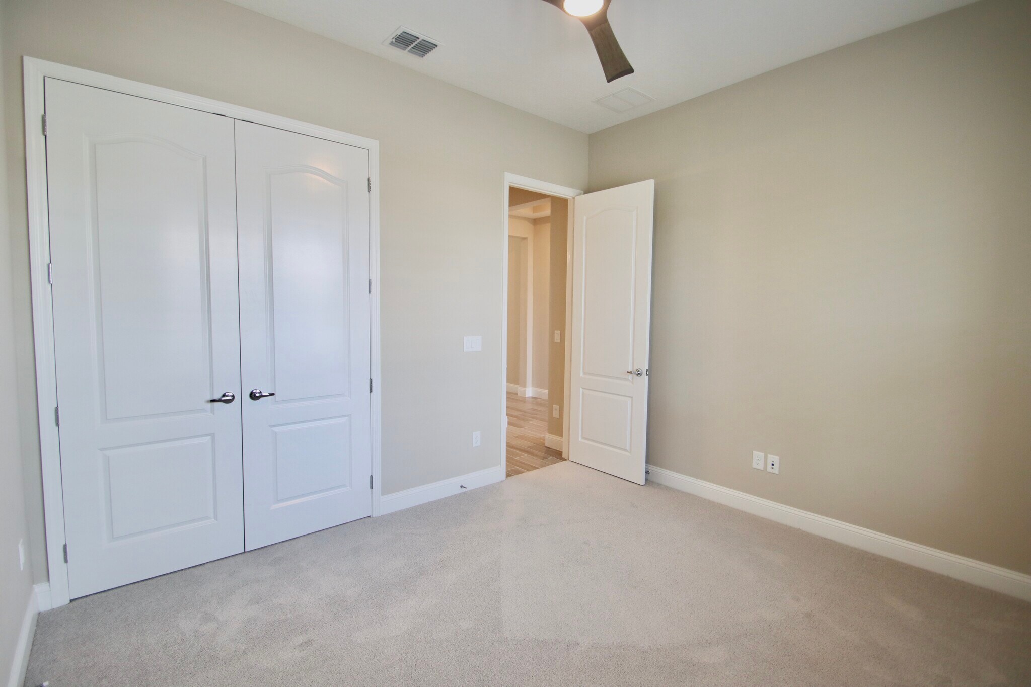 Building Photo - 68 Furrier Ct