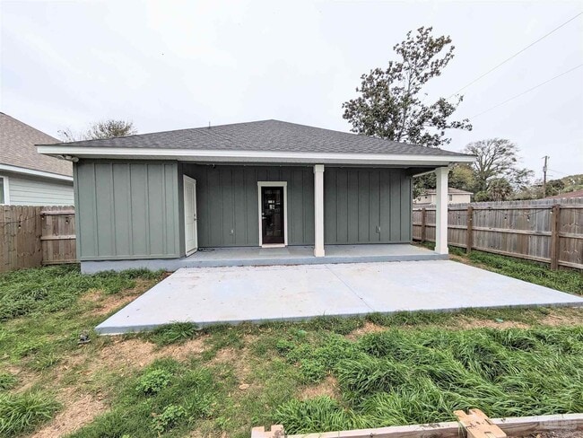 Building Photo - 1332 N 7th Ave