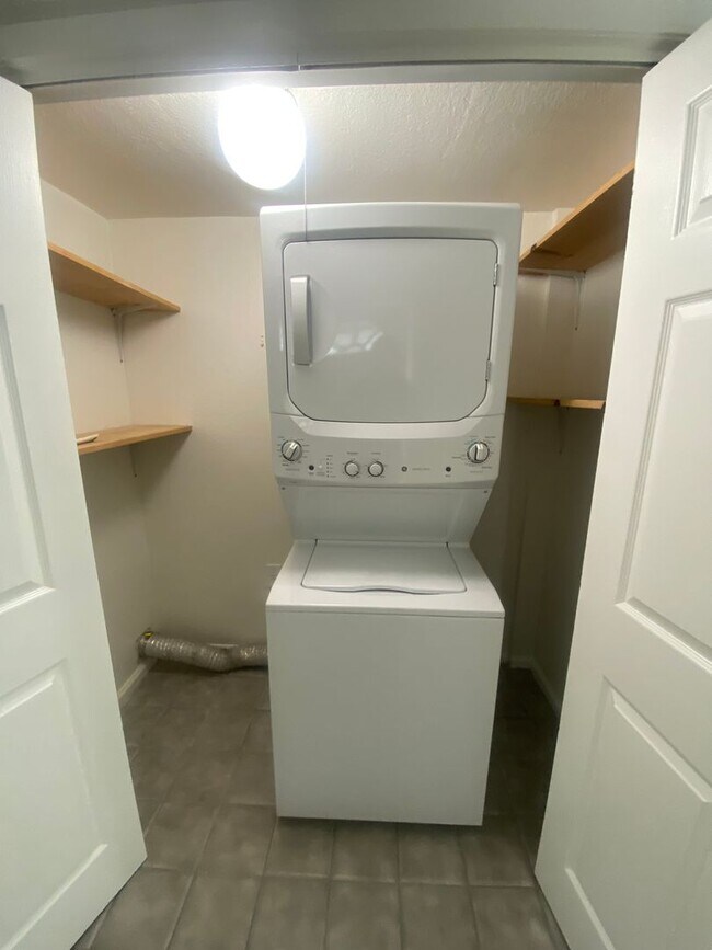 Building Photo - 3738-3742 Randolph Ave