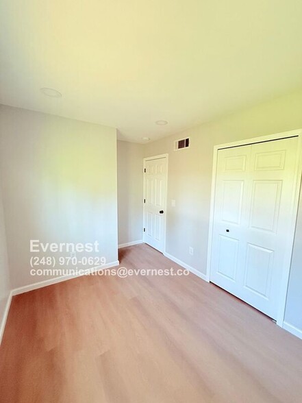 Building Photo - 20931 Vermander Ave