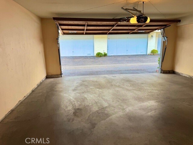 Building Photo - 15111 Freeman Ave