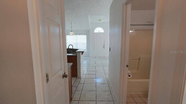 Building Photo - 6849 Long Needle Ct