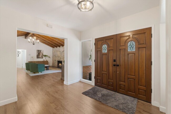 Building Photo - La Canada 4-Bedroom Home | Large Lot, Updated Kitchen, EV Charger