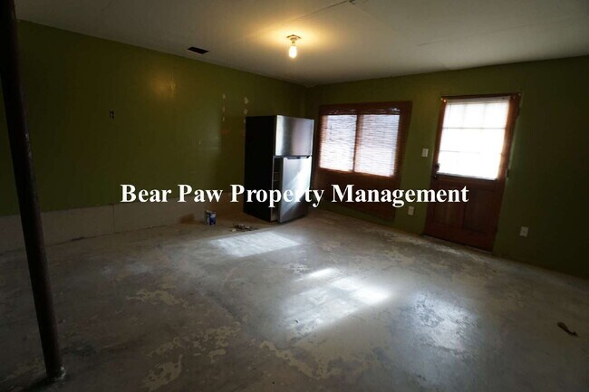 Building Photo - Cute Condo in North Evergreen!