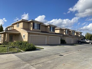 Building Photo - 2917 Snyder Ave