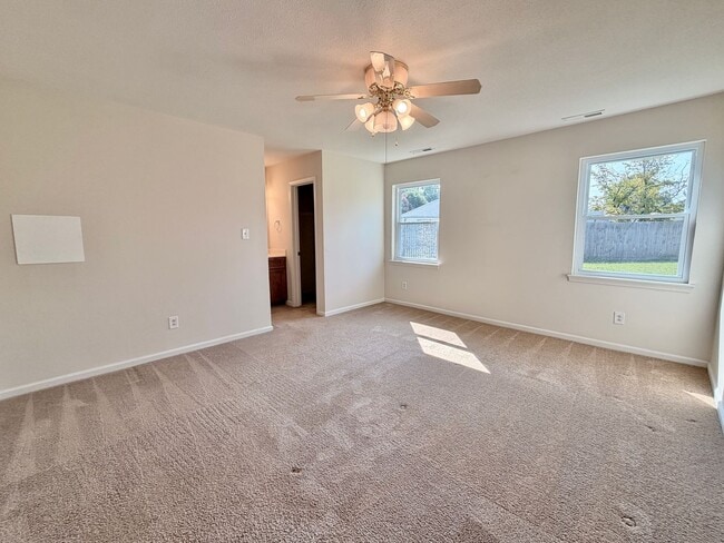 Building Photo - 1012 Antioch Cir
