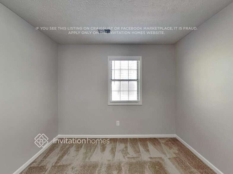 Building Photo - 1052 Autumn Crest Dr