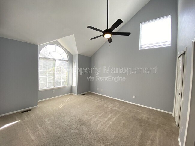 Building Photo - 1210 E 130th Ave