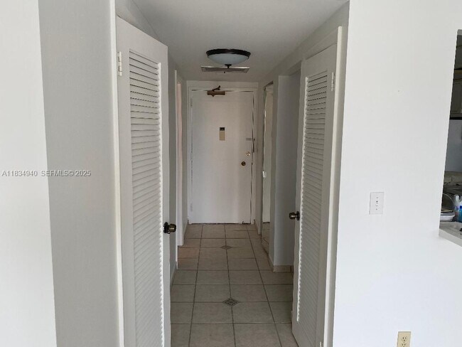 Building Photo - 1965 S Ocean Dr