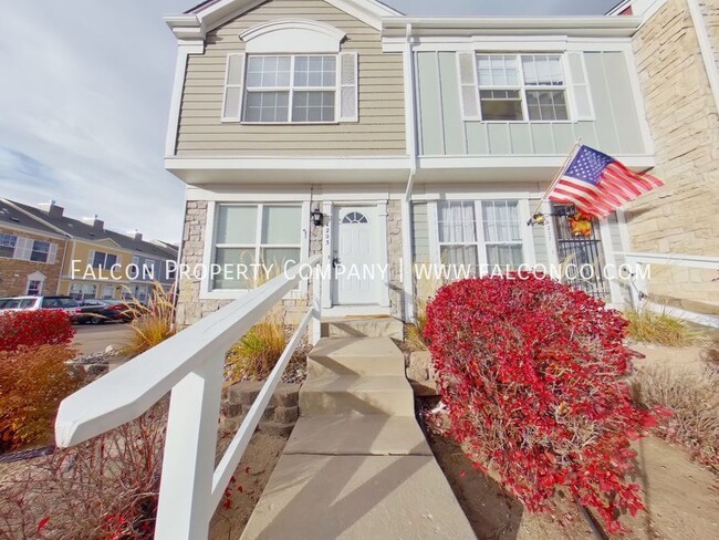 Primary Photo - Spectacular Townhouse In South-East Colora...