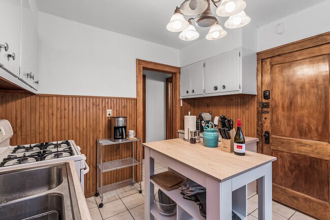 Building Photo - 3829 Blaisdell Ave