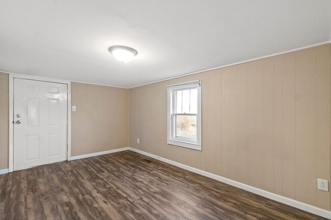 Building Photo - 109 Chapel St