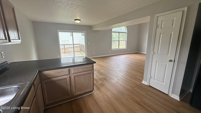 Building Photo - 7901 Bridlewood Pl