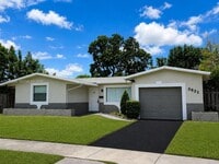 Building Photo - 5821 NW 12th Ct