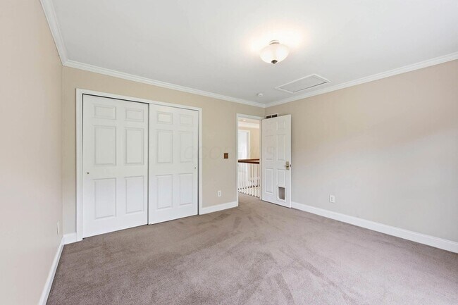 Building Photo - 4823 Vista Ridge Dr