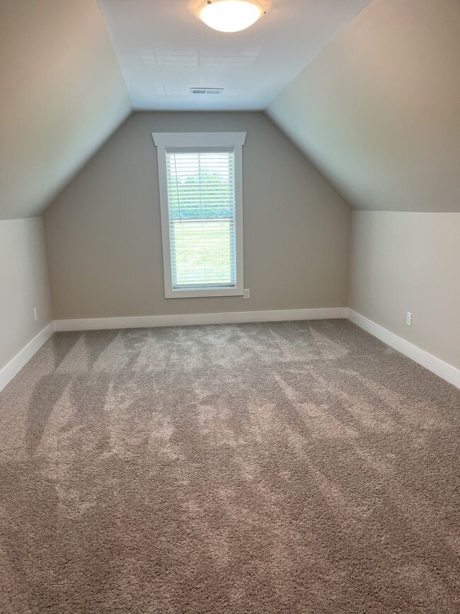 Building Photo - Luxury Townhouse in Summerfield NC