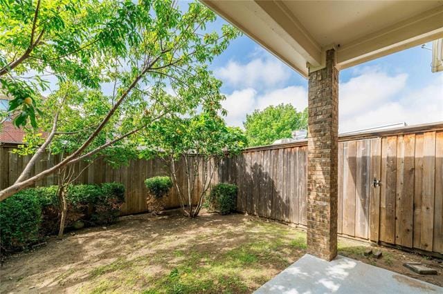 Building Photo - 11927 Henderson Dr