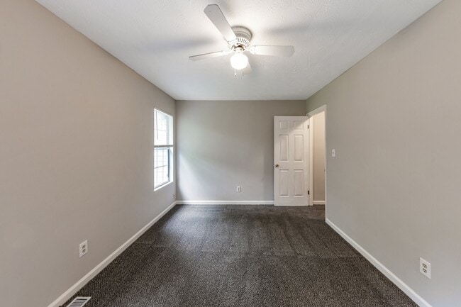 Building Photo - 8541 Westchester Dr