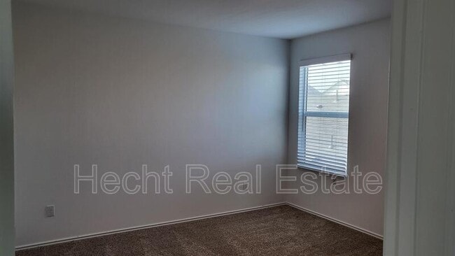 Building Photo - 348 Geode Glen