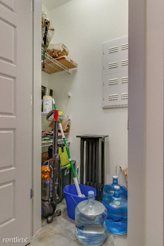 Building Photo - 1 br, 1 bath Condo - 703A Cleo Miller Drive