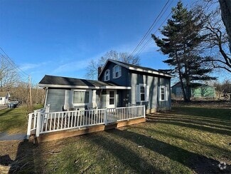 Building Photo - 1626 Drake Rd