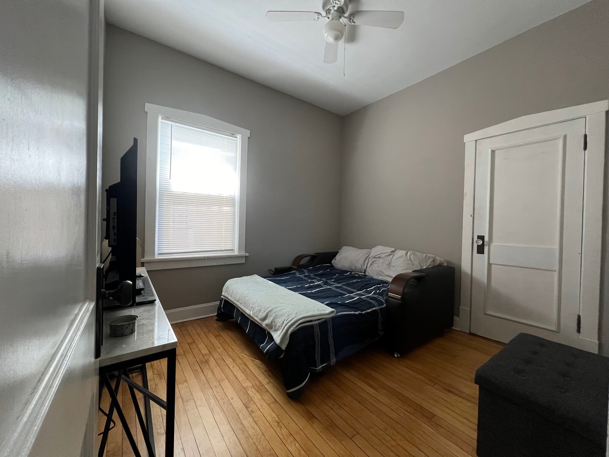 Building Photo - 6326 W Berenice Ave