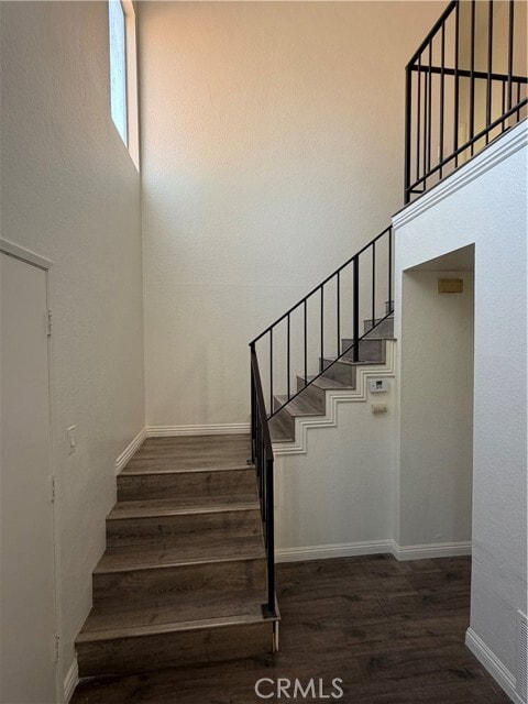 Building Photo - 9742 Willow Wood Dr