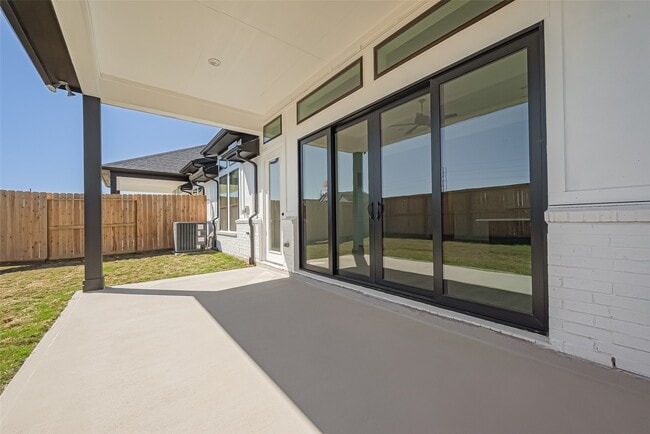 Building Photo - 2315 Red Chip Ln