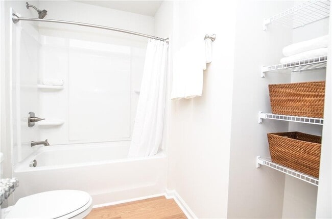 Building Photo - 4551 High Rdg Ct
