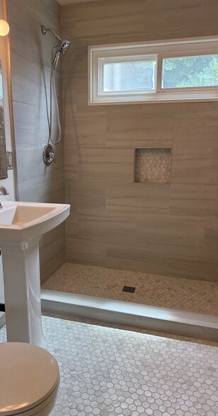 New Shower Stall - 6526 Van Noord Ave