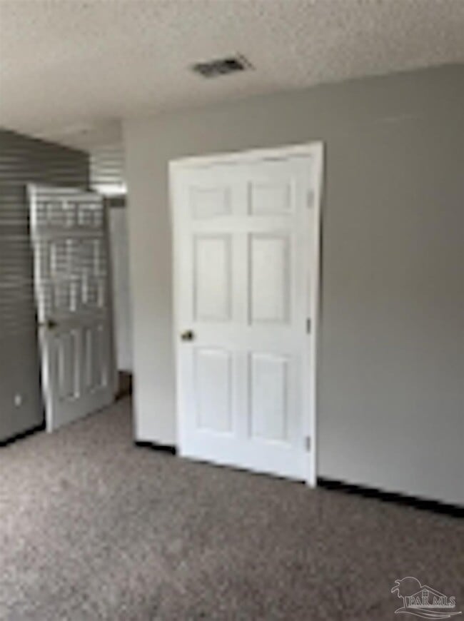 Building Photo - 455 Stara Cir