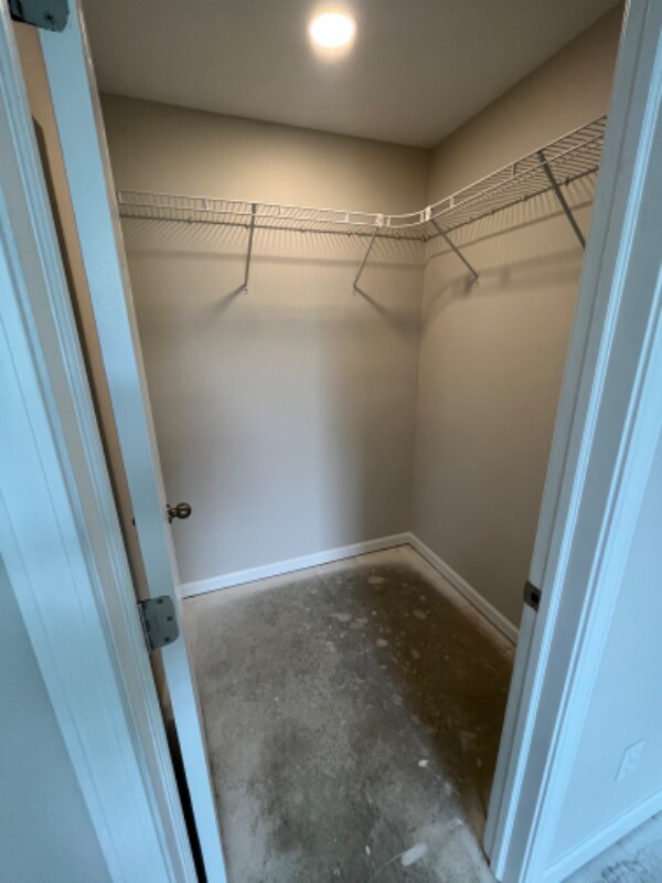 Building Photo - 437 N Main St